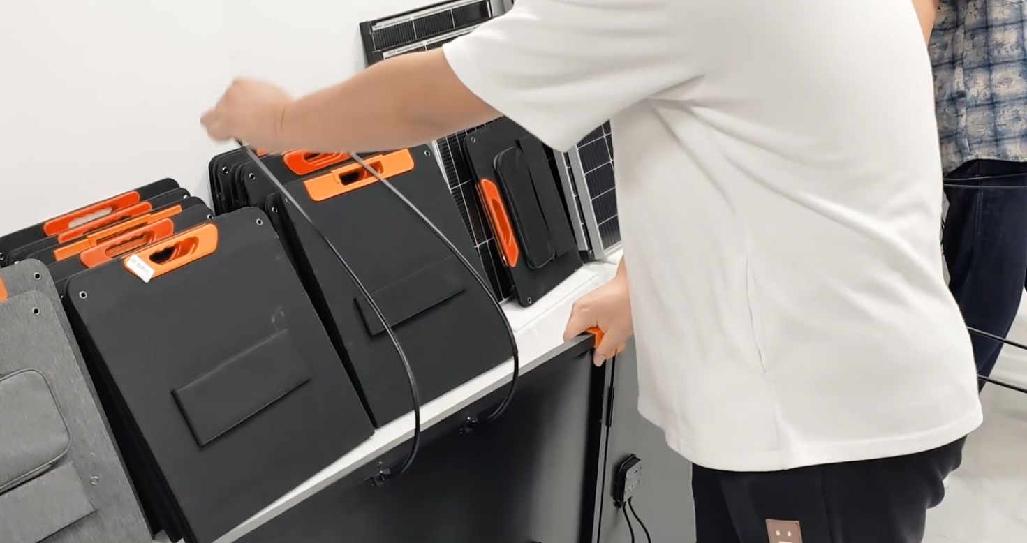 ZOUPW-450w-Solar-Suitcase-Extreme-Durability-Tests zoupw